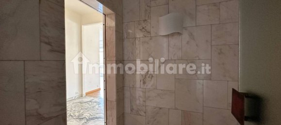 3 bedrooms Apartment in Turin, Italy No. 220684 5