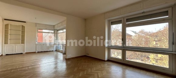 3 bedrooms Apartment in Turin, Italy No. 220684 60