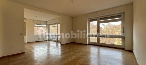 3 bedrooms Apartment in Turin, Italy No. 220684 47