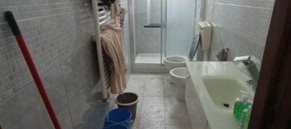 3 rooms Apartment in Turin, Italy No. 50247 6