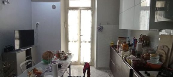 3 rooms Apartment in Turin, Italy No. 50247 3