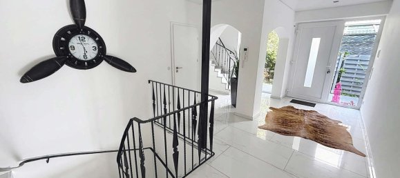 3 bedrooms Villa in Wuppertal, Germany No. 275144 8