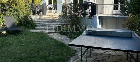 3 bedrooms House in Chennevieres-sur-Marne, France No. 173508 7