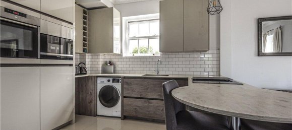 2 bedrooms Apartment in Surrey, United Kingdom No. 8584 2