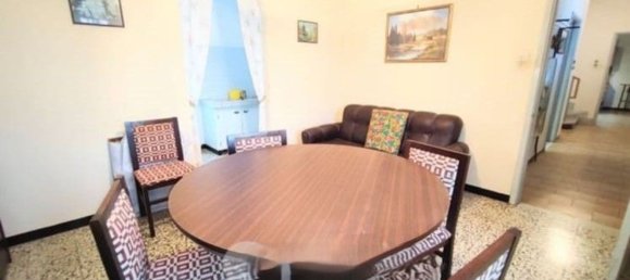 8 rooms House in Carezzano, Italy No. 304342 10