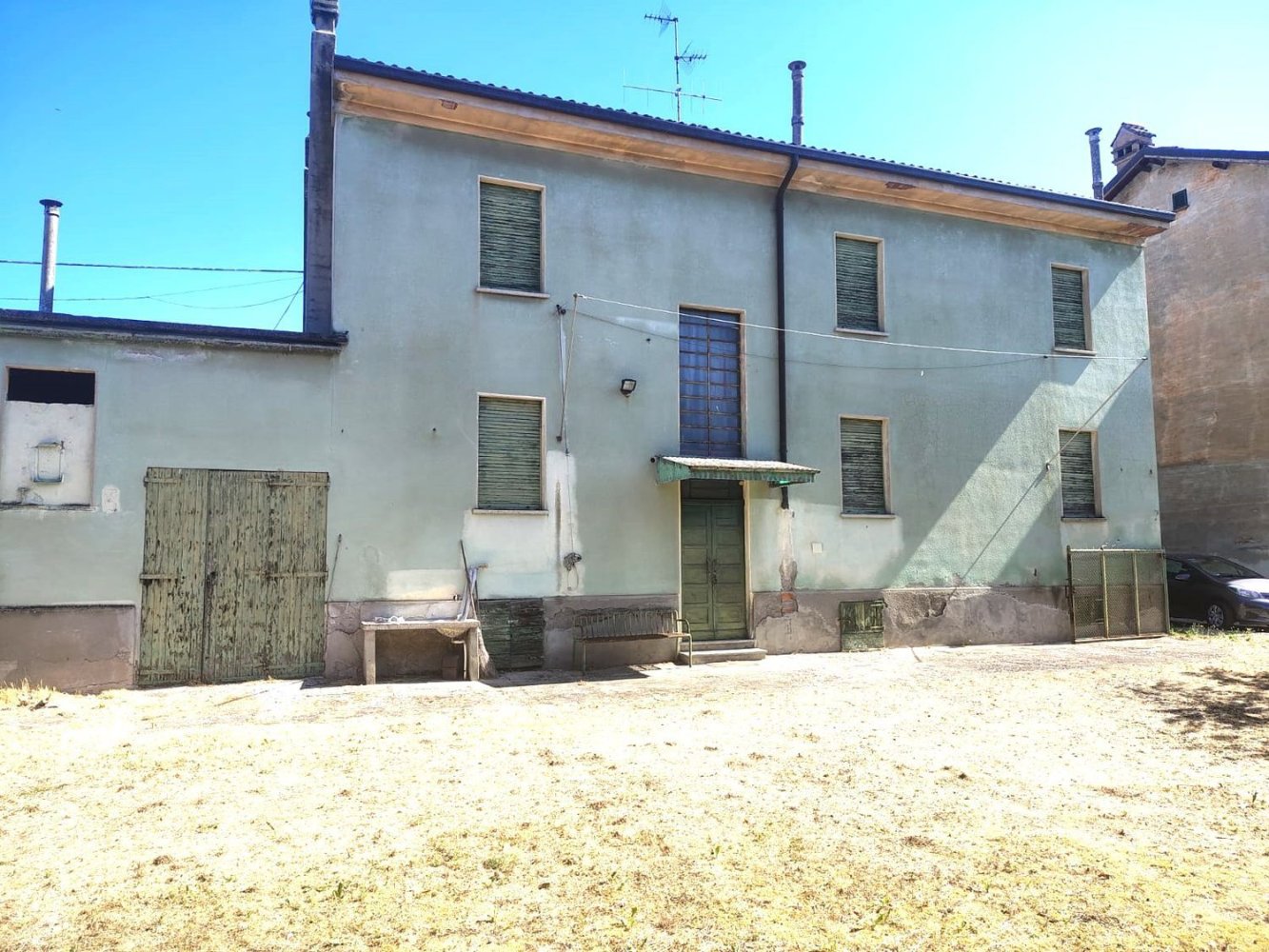 8 rooms House in Carezzano, Italy No. 304342