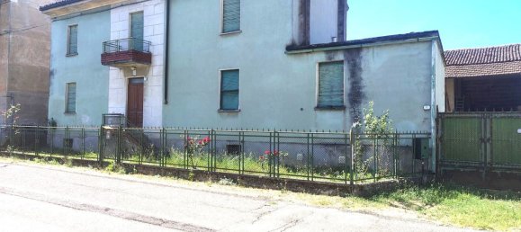 8 rooms House in Carezzano, Italy No. 304342 5