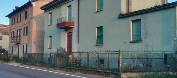 8 rooms House in Carezzano, Italy No. 304342 8