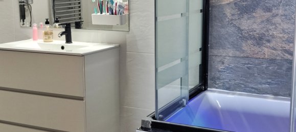 3 Schlafzimmer Haus in Lloret de Mar, Spain, Nr. 177717 25