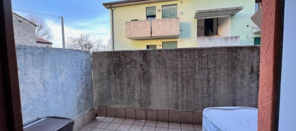 2 rooms Apartment in Lonigo, Italy No. 18042 9