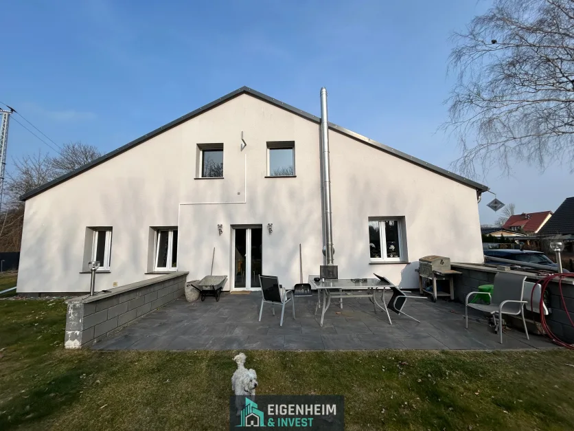 3 bedrooms Building in Potsdam-Mittelmark, Germany No. 300641