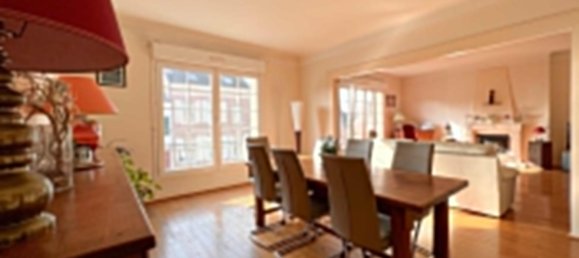 3 bedrooms Apartment in Abbeville, France No. 208868 4