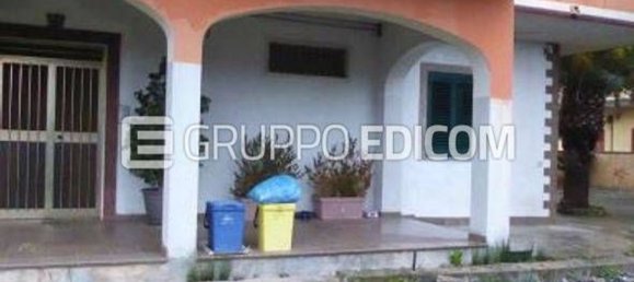 Apartamento de 7 dormitorios en Siderno, Italy No. 332858 2