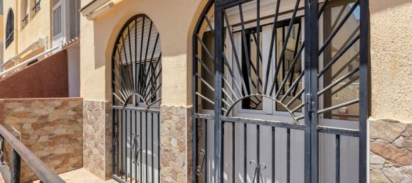 2 bedrooms Apartment in Torrevieja, Spain No. 179499 2