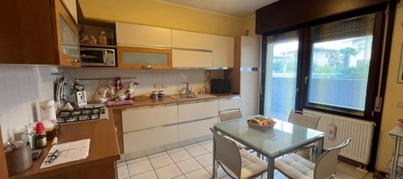 4 rooms Apartment in Udine, Italy No. 21197 12