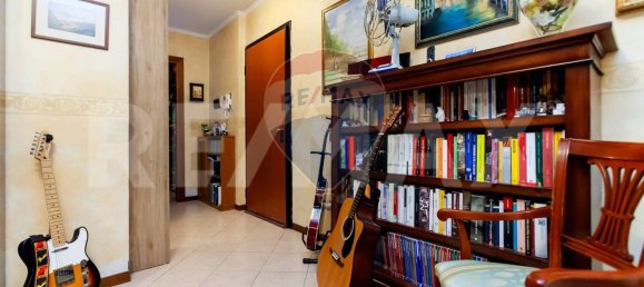 3 Schlafzimmer Wohnung in Rome, Italy, Nr. 334040 4