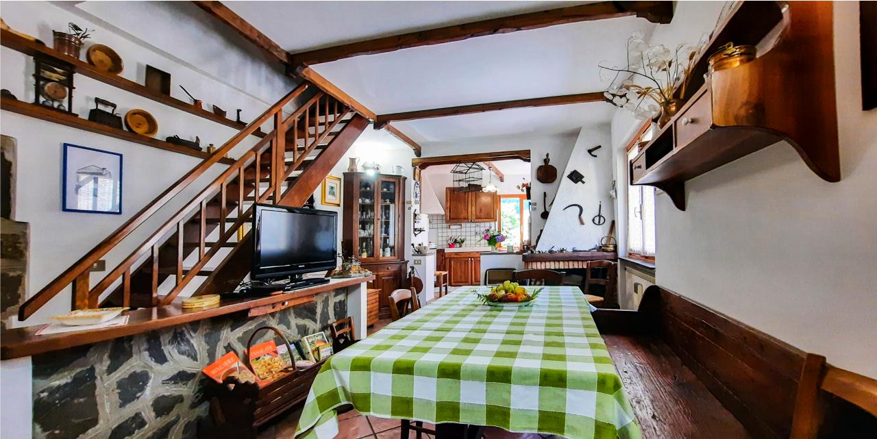 4-Zimmer Haus in Tornolo, Italy, Nr. 150163