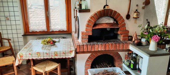 4-Zimmer Haus in Tornolo, Italy, Nr. 150163 9