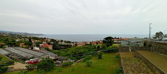 9-salle Villa à Sanremo, Italy No. 233801 26