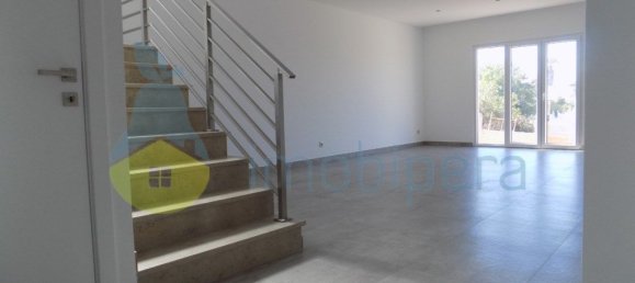 3 Schlafzimmer Haus in Armacao de Pera, Portugal, Nr. 109394 2