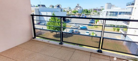 2 bedrooms Apartment in Tours, France No. 329134 2