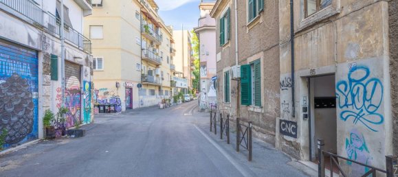 1 chambre Appartement à Rome, Italy No. 350577 32