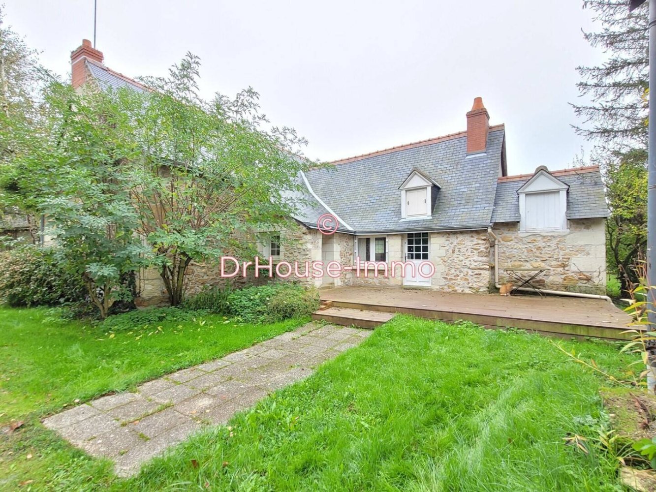 6 bedrooms House in Cheille, France No. 54001