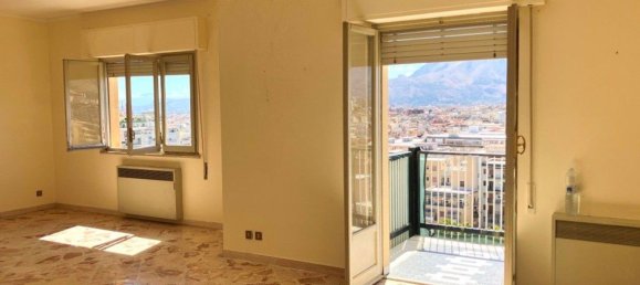 3 bedrooms Apartment in Palermo, Italy No. 341821 6