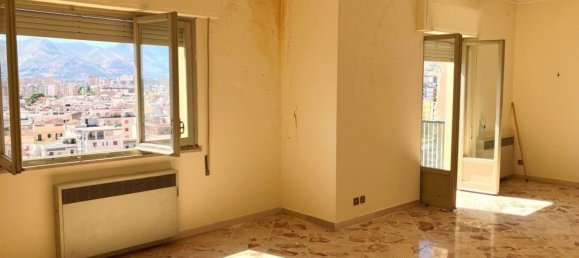 3 bedrooms Apartment in Palermo, Italy No. 341821 7