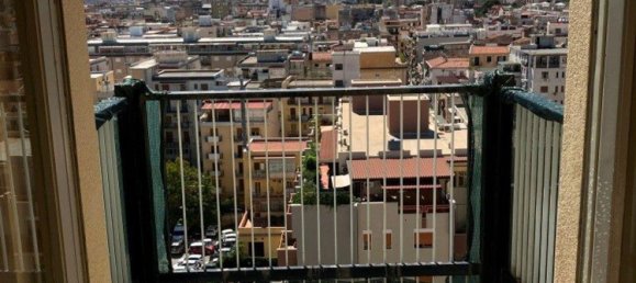 3 bedrooms Apartment in Palermo, Italy No. 341821 8