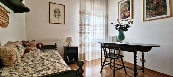 3 chambres Appartement à Arezzo, Italy No. 223766 10