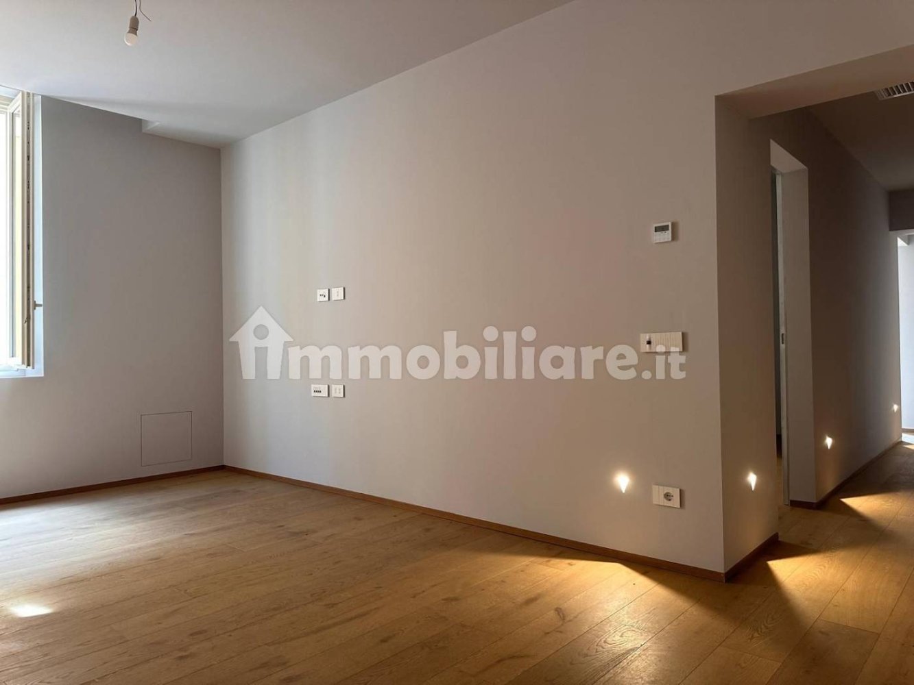 2 bedrooms Apartment in Modena, Italy No. 348839