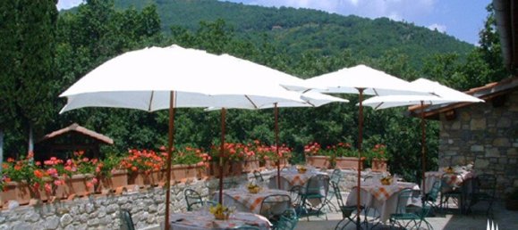 11 bedrooms Castles in Castel Focognano, Italy No. 53523 27