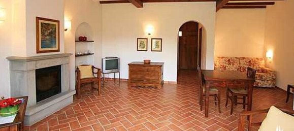 11 bedrooms Castles in Castel Focognano, Italy No. 53523 16