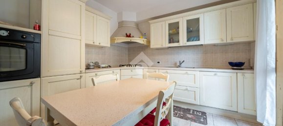 6 bedrooms Apartment in Quattro Castella, Italy No. 330213 7