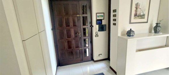 9 chambres Villa à Vigevano, Italy No. 372546 13