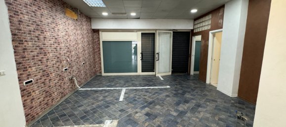 75m² Commercial property in Rome, Italy No. 34505 20