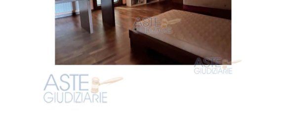 7 rooms Apartment in Pescia, Italy No. 40773 31