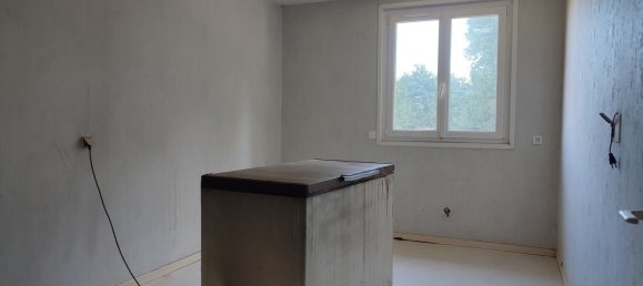 4 bedrooms Villa in Ain, France No. 286101 10