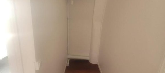 2 rooms Apartment in Fontenay-sous-Bois, France No. 308861 6