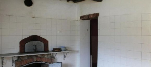 130m² Commercial property in Borgo a Mozzano, Italy No. 376311 8