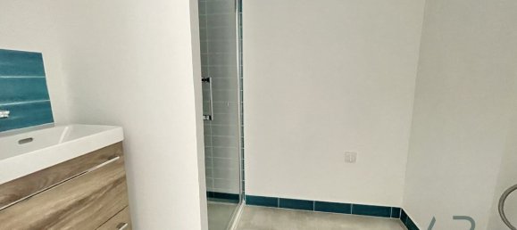 3 bedrooms Apartment in Lille, France No. 325536 6