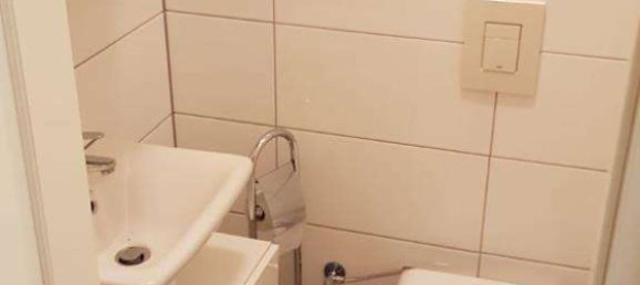 5 rooms Townhouse in Frankfurt am Main, Germany No. 51581 8