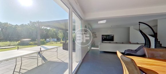 3 Schlafzimmer Villa in Saint-Louis, France, Nr. 256367 16