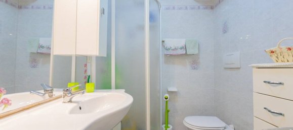 2 bedrooms Apartment in Massa, Italy No. 268457 17