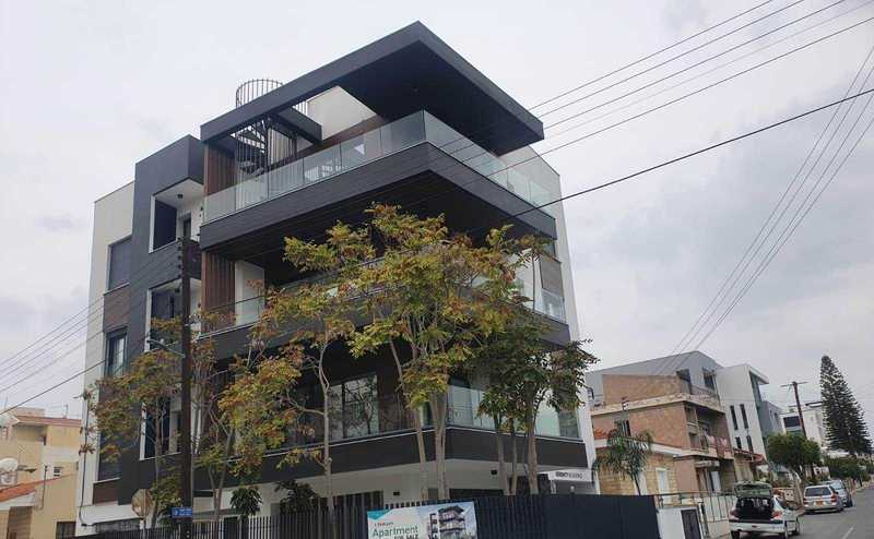 3 bedrooms Penthouse in Limassol, Cyprus No. 10959