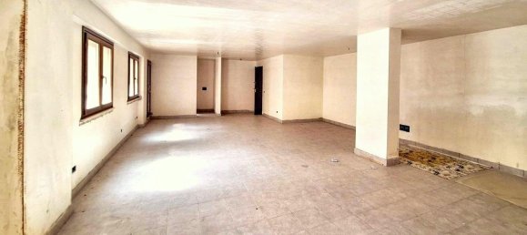 1غرفة مستودع في Carini, Italy رقم 332412 3