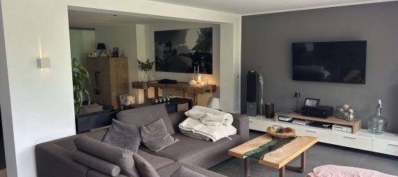 4 bedrooms House in Essen, Germany No. 226306 2