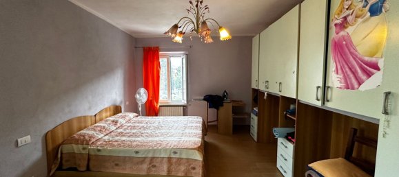 Casa de 8 divisões em Alessandria, Italy N.º 174520 7