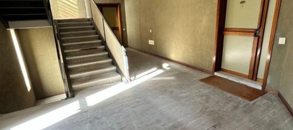5 rooms Apartment in Paternò, Italy No. 259726 11